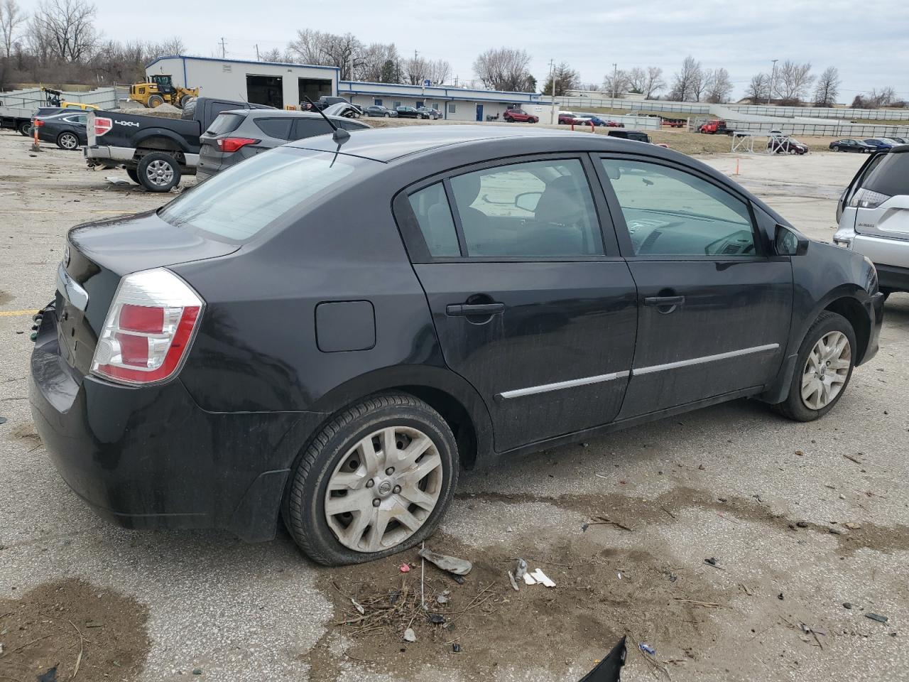 2010 Nissan Sentra - Image 3