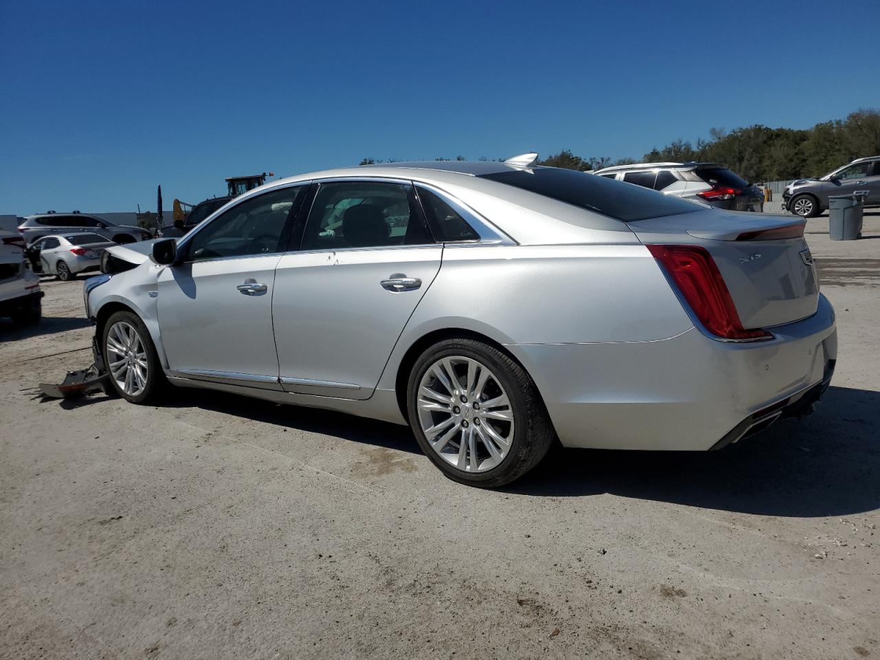 2019 Cadillac XTS - Image 2
