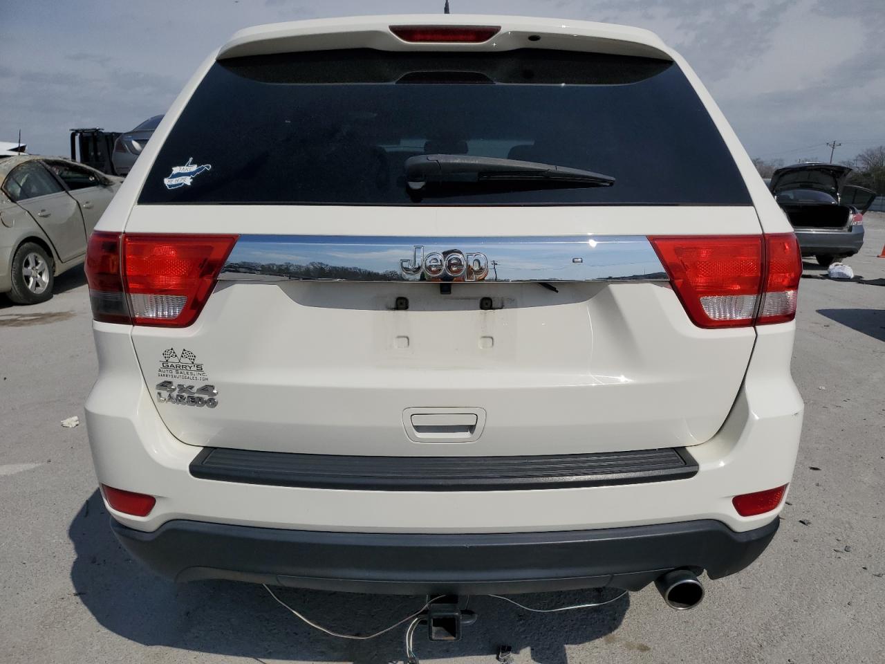 2012 Jeep Grand Cherokee - Image 6