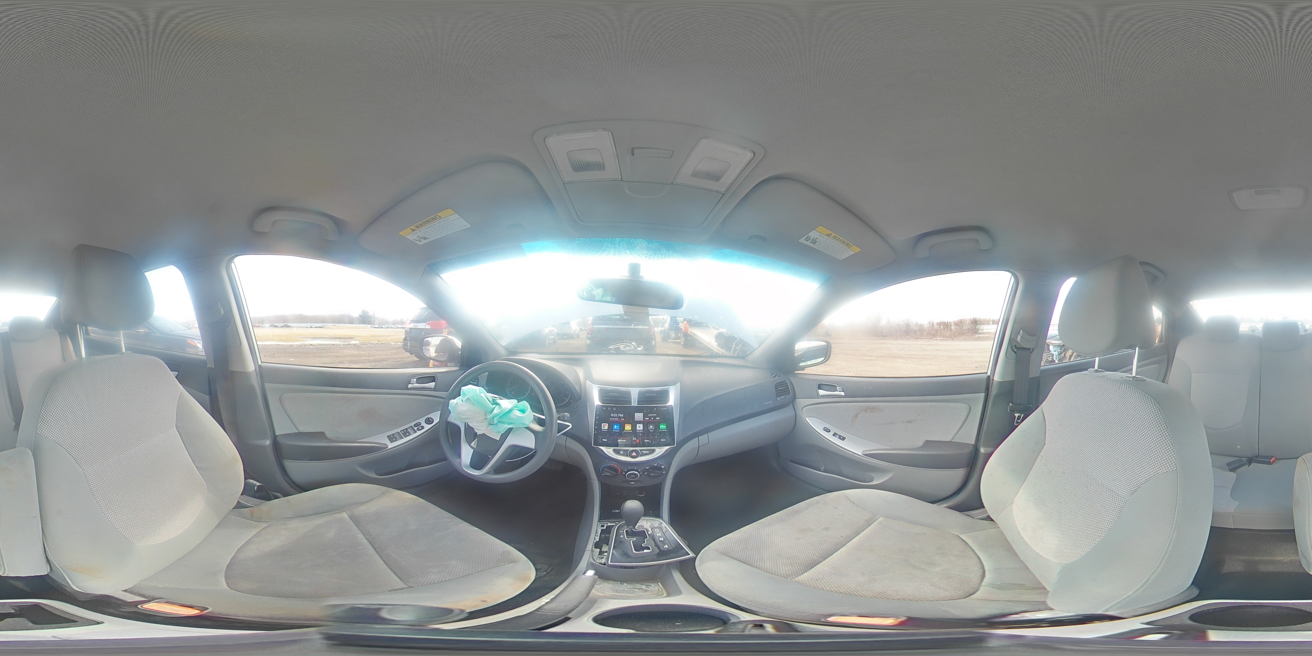 2014 Hyundai Accent - Image 12