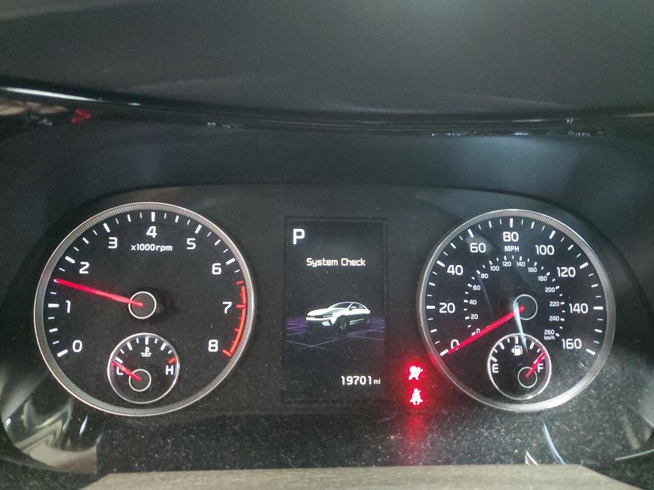 2024 Kia K5 - Image 9