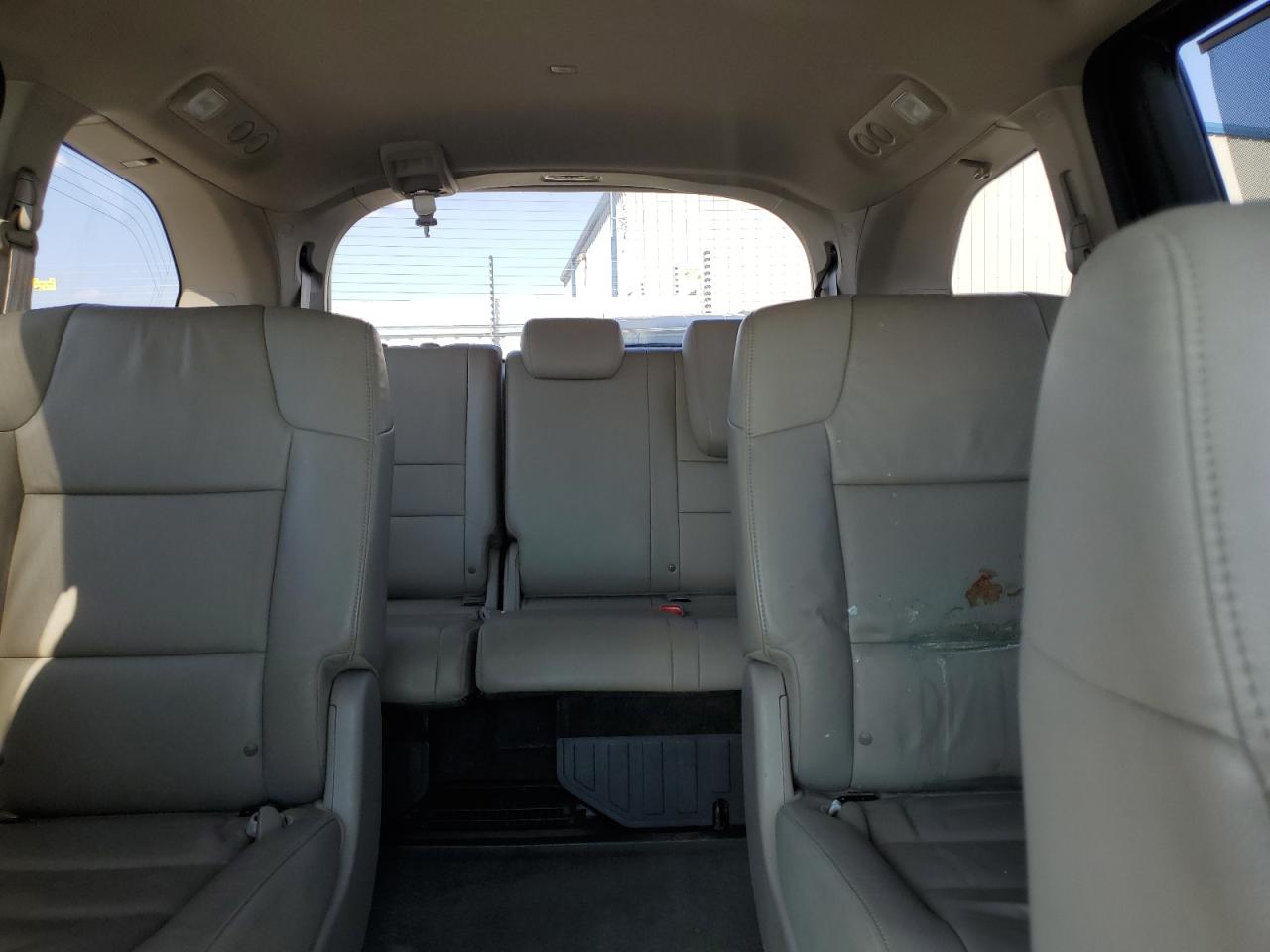 2013 Honda Odyssey - Image 10