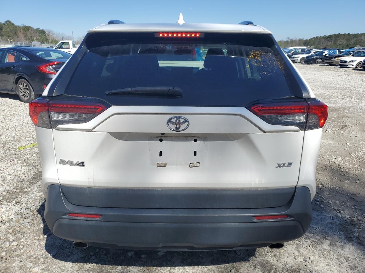 2021 Toyota RAV 4 - Image 6