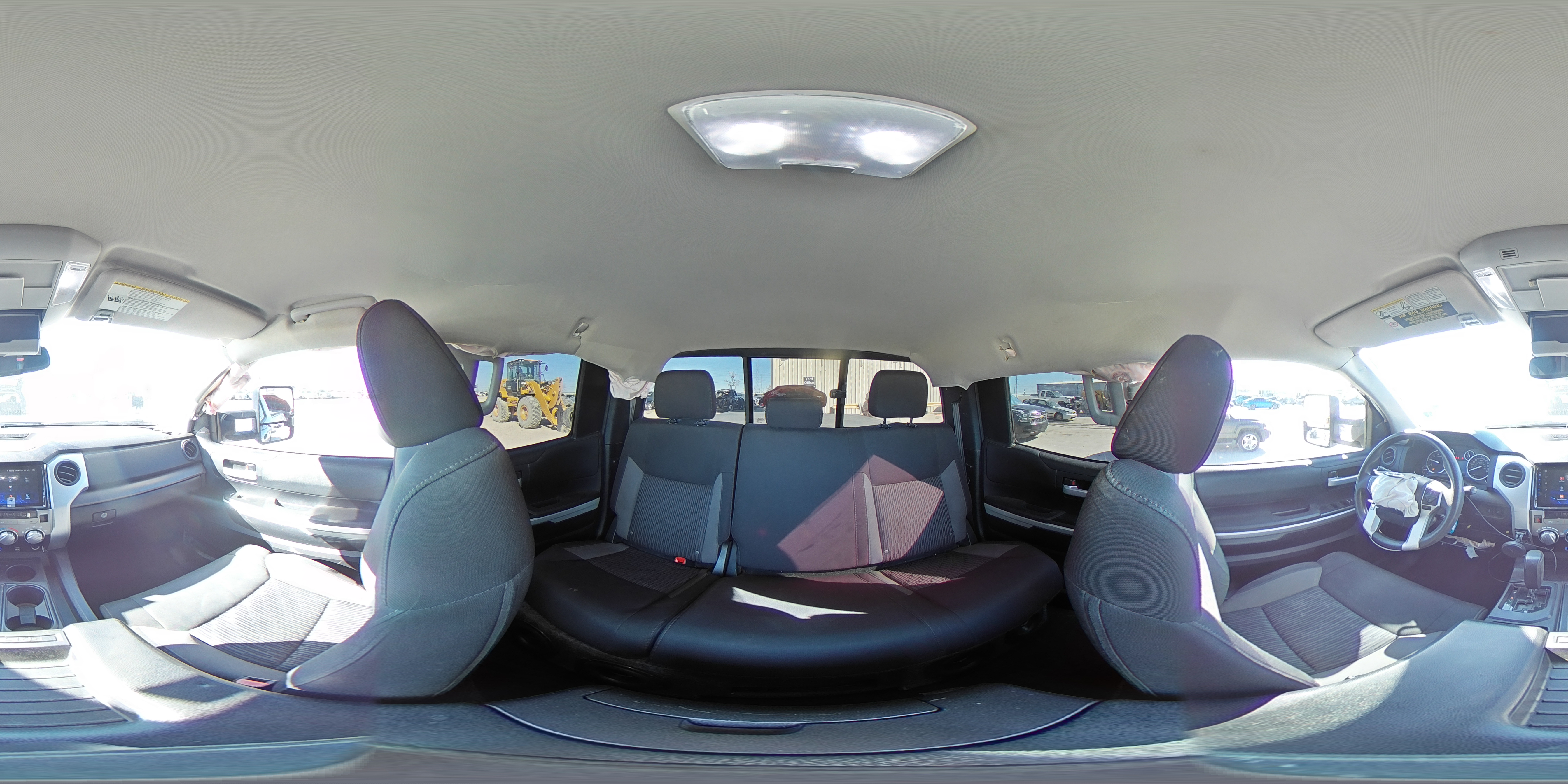 2014 Toyota Tundra - Image 15