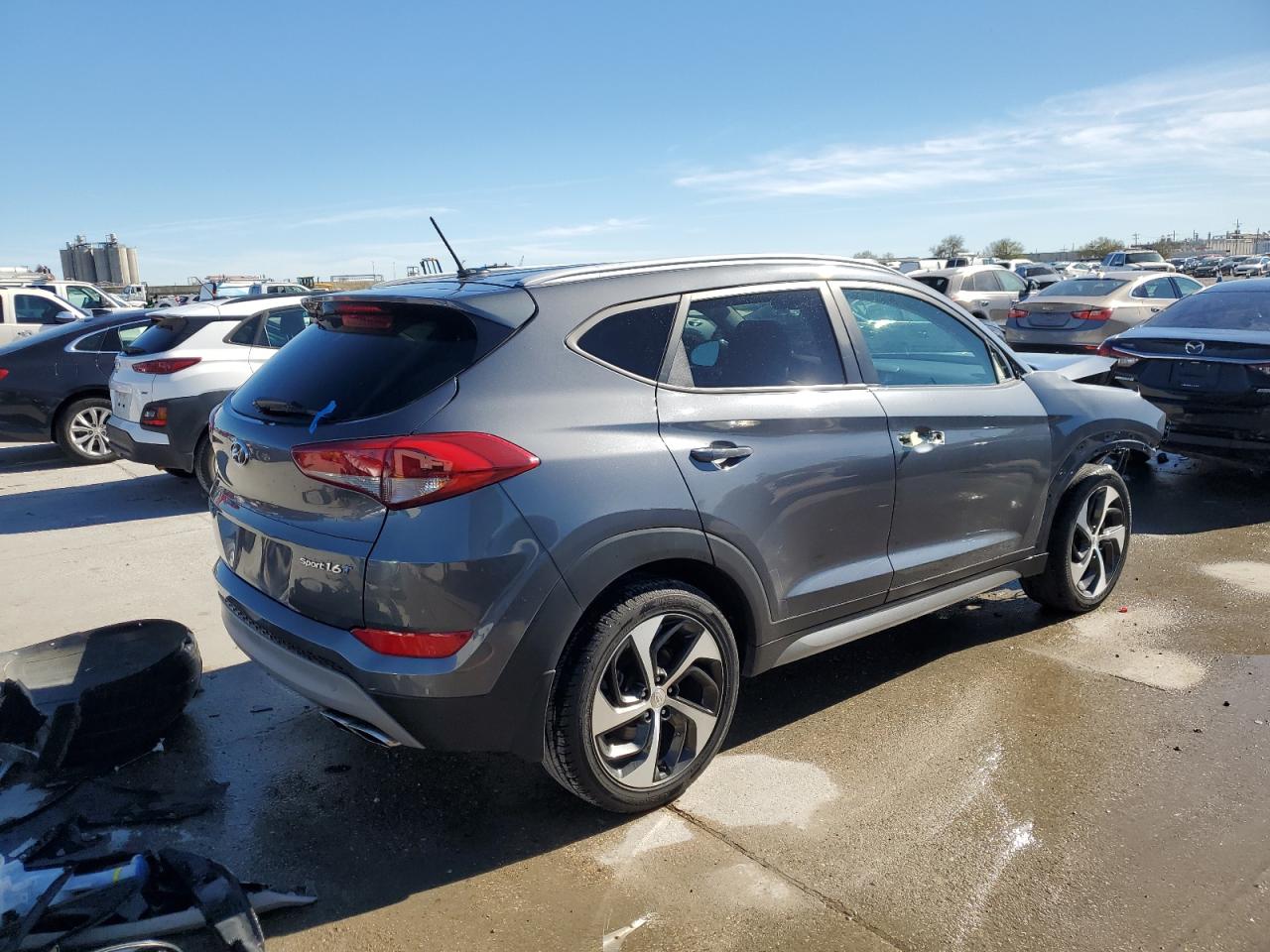 2017 Hyundai Tucson - Image 3