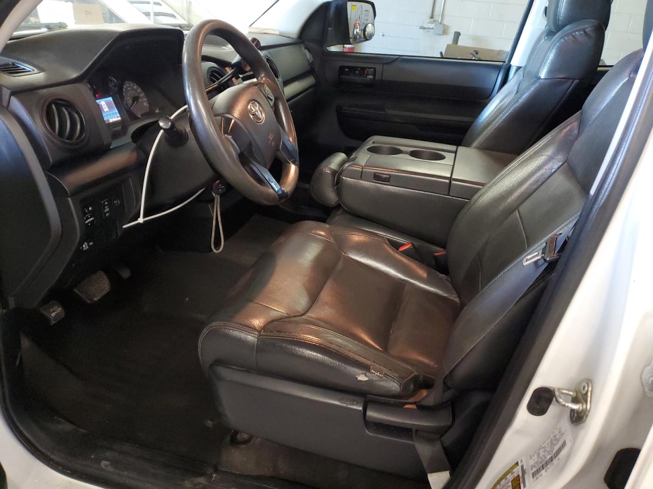 2014 Toyota Tundra - Image 7