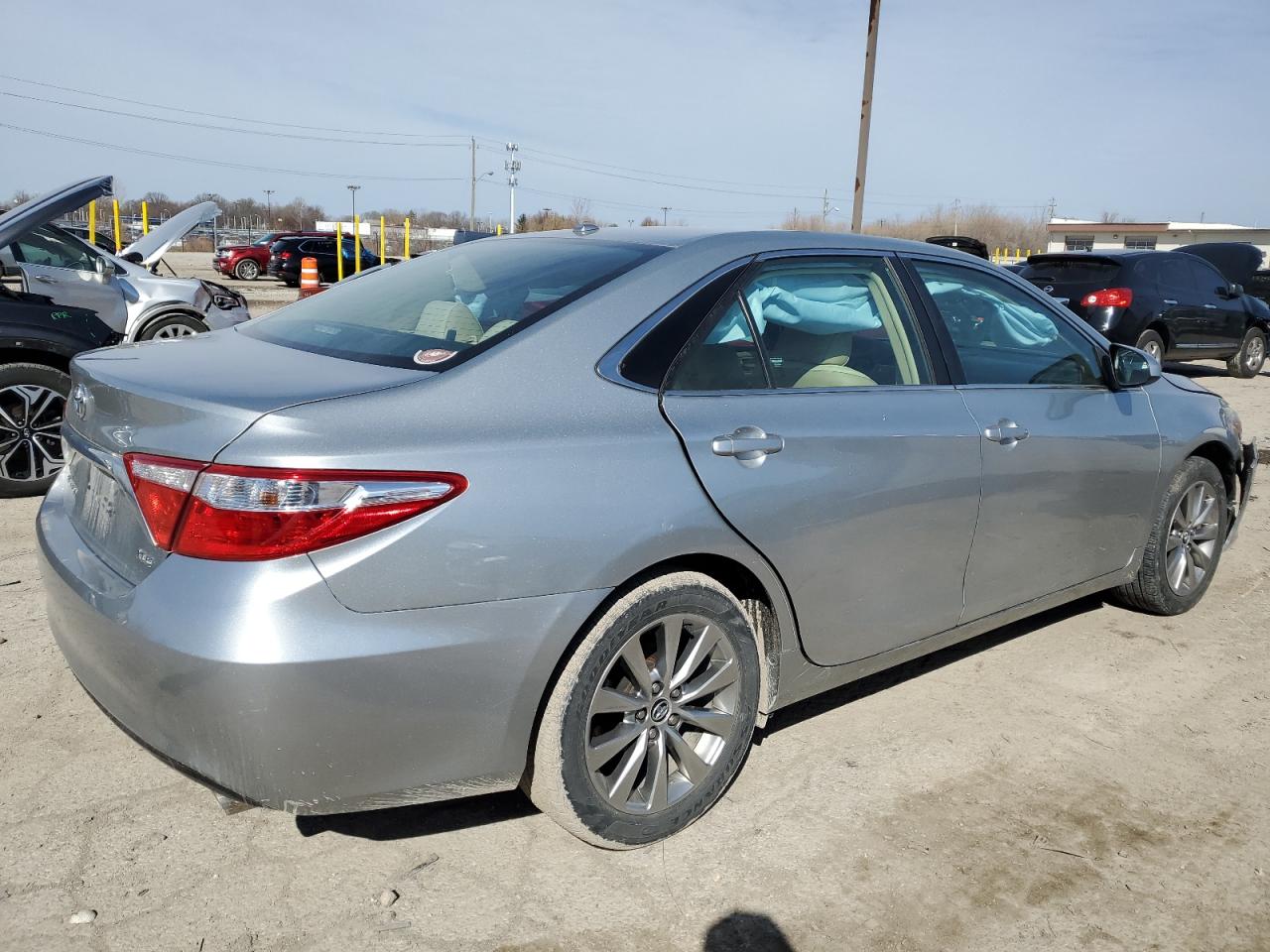 2015 Toyota Camry - Image 3