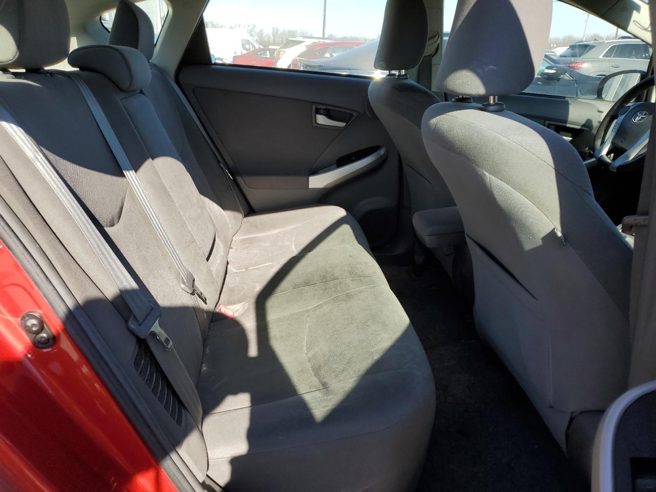 2010 Toyota Prius - Image 10