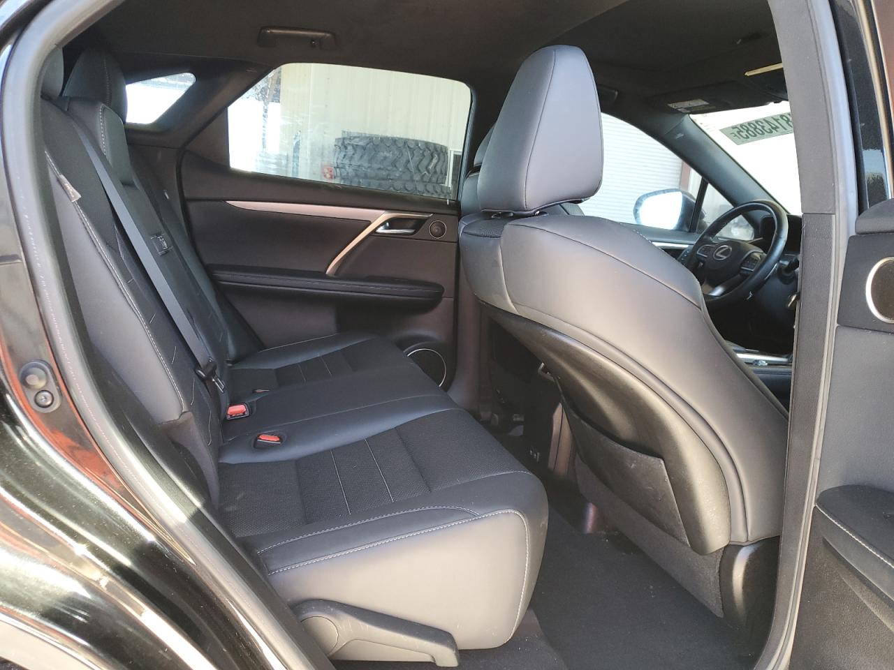 2022 Lexus RX - Image 11