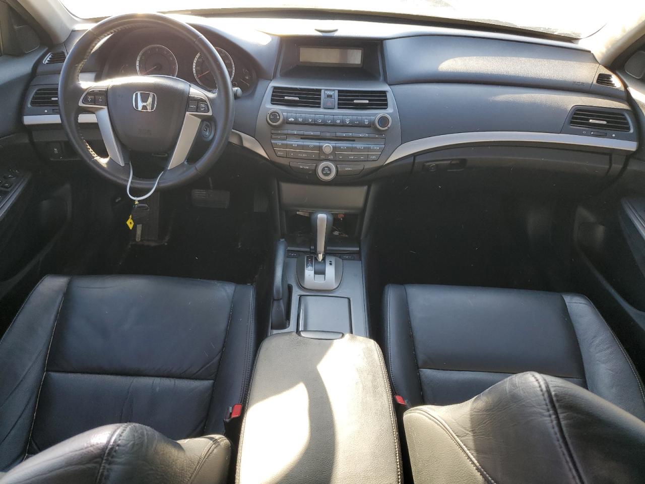2012 Honda Accord - Image 8