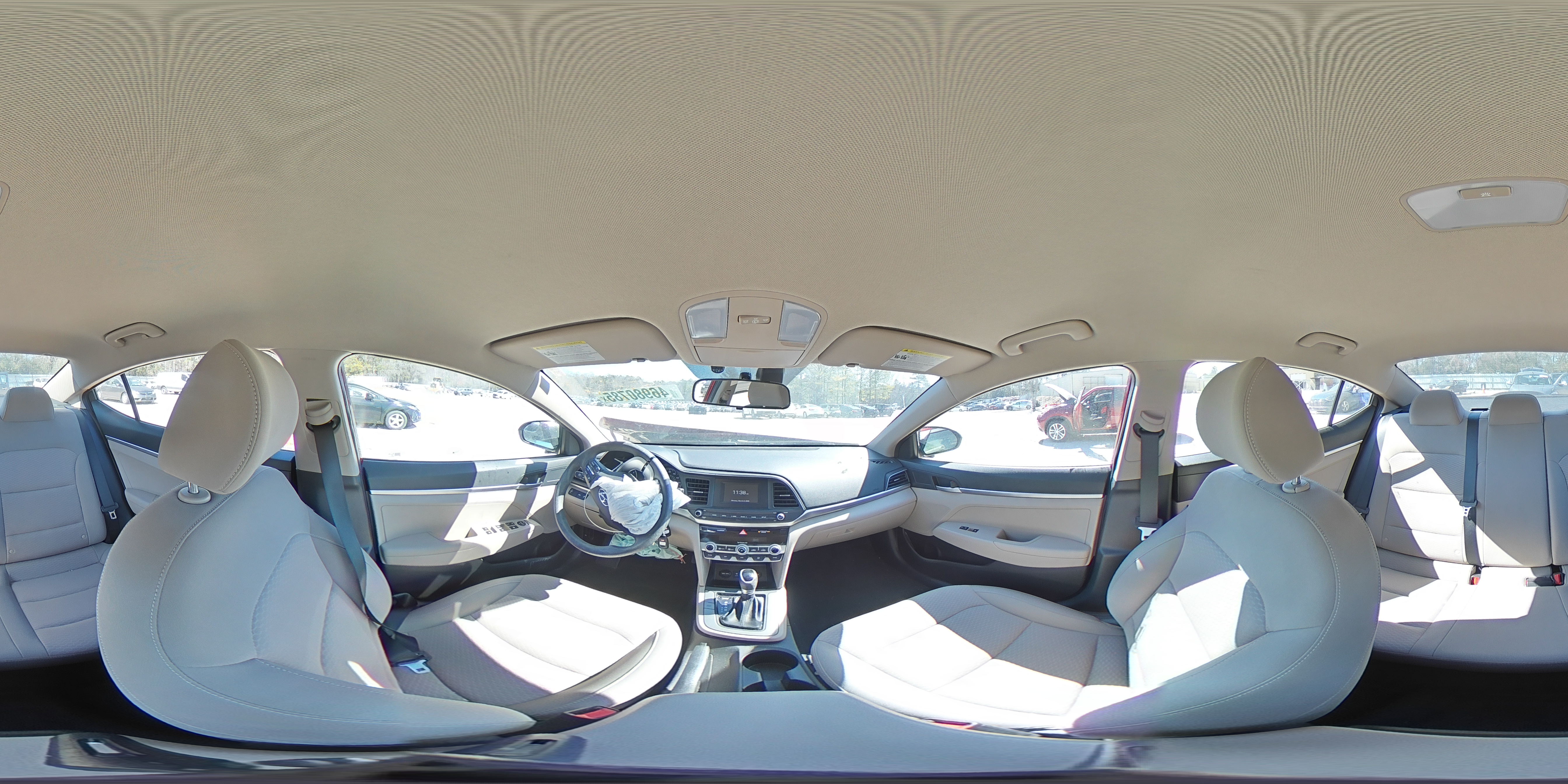 2020 Hyundai Elantra - Image 12
