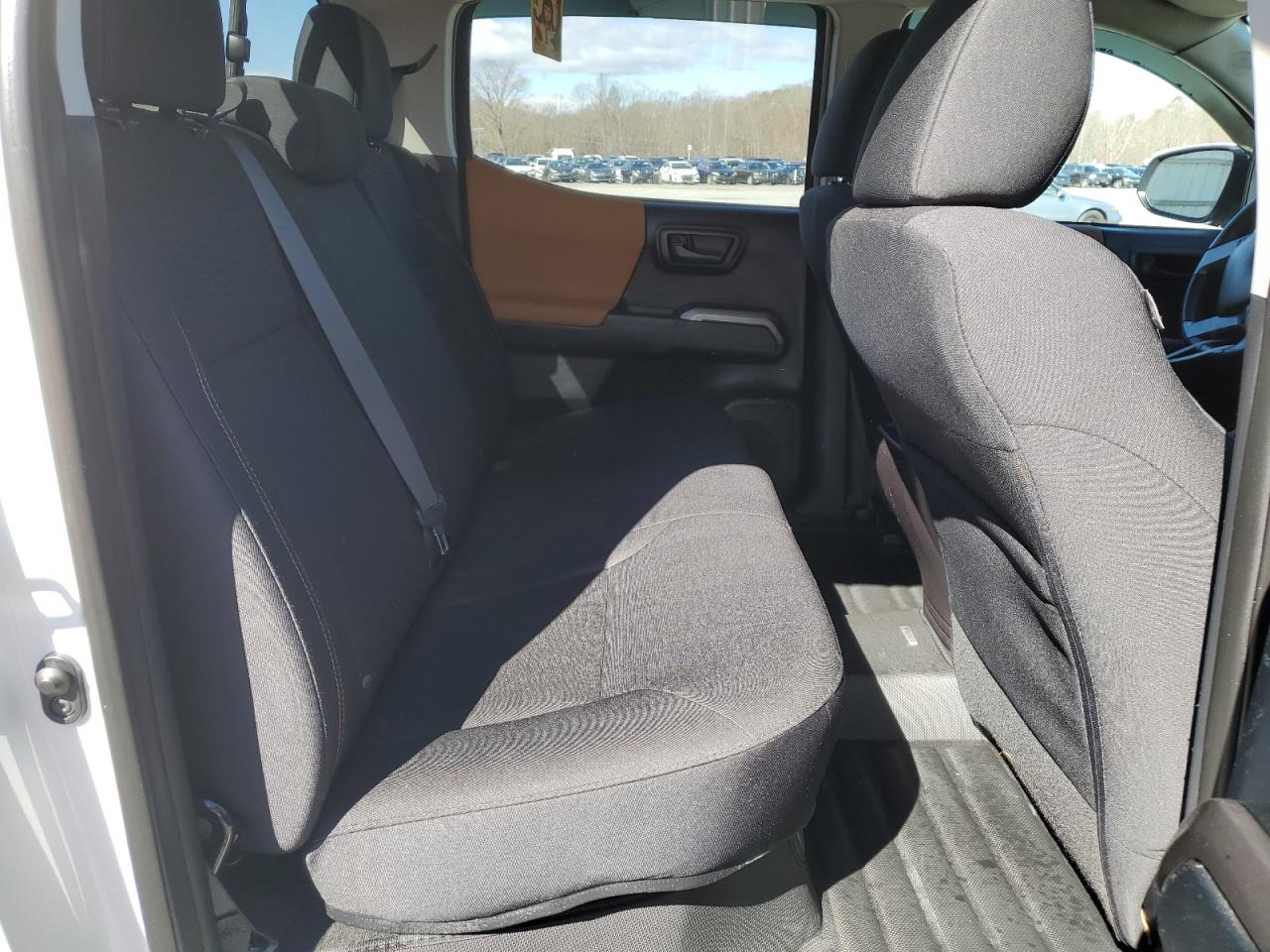 2016 Toyota Tacoma Double Cab VIN: 5TFAX5GN0GX056844 Lot: 48301985