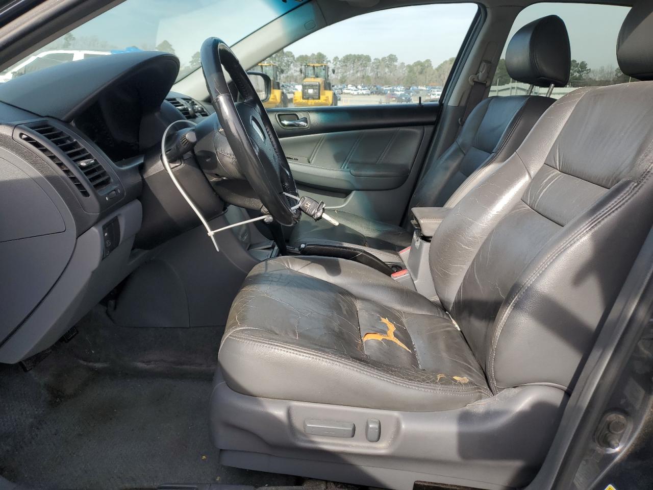 2005 Honda Accord - Image 7