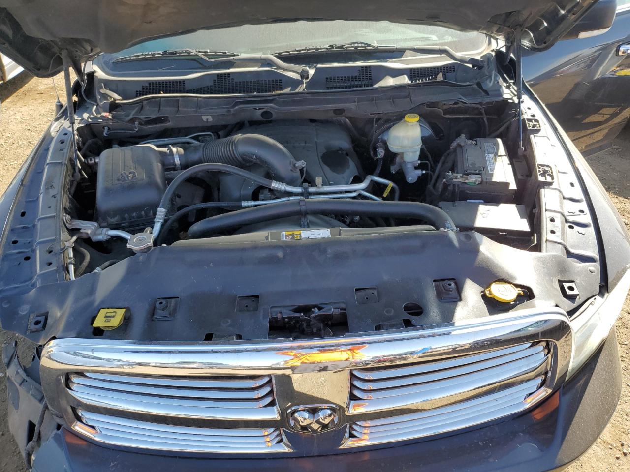 2015 RAM 1500 - Image 11