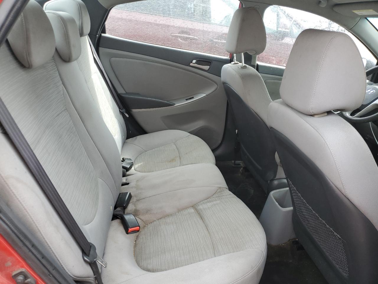 2015 Hyundai Accent - Image 10
