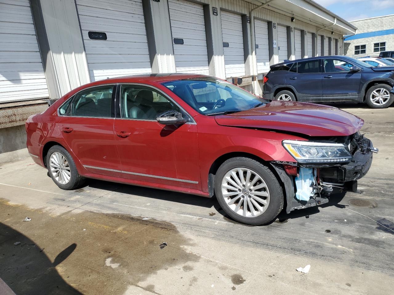 2016 Volkswagen Passat - Image 4