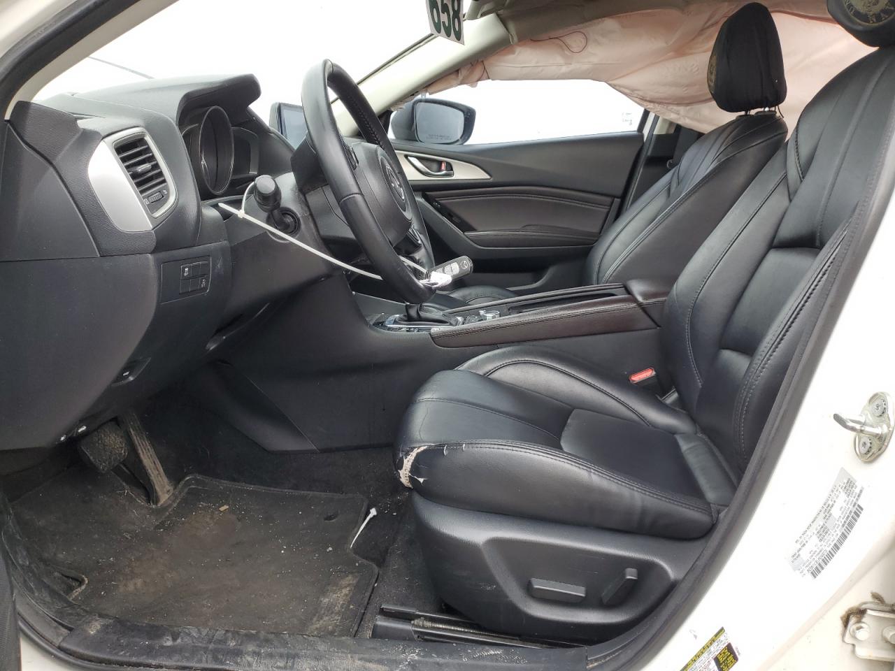 2018 Mazda 3 - Image 7