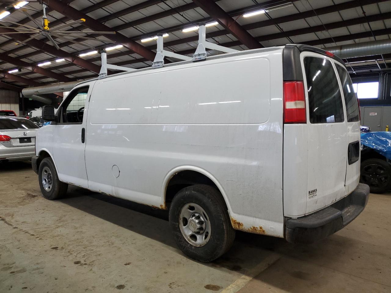 2013 Chevrolet Express - Image 2