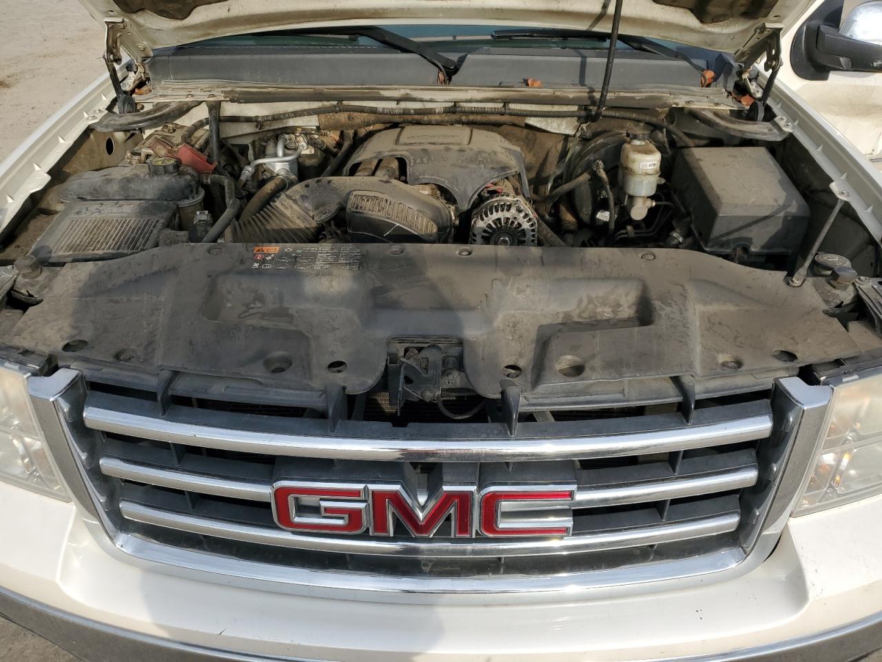 2013 GMC Sierra - Image 13