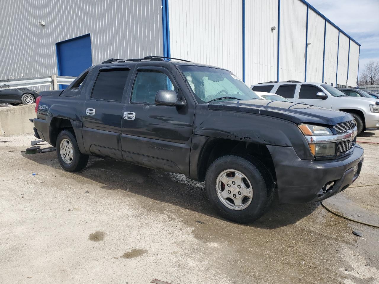 2003 Chevrolet Avalanche - Image 4