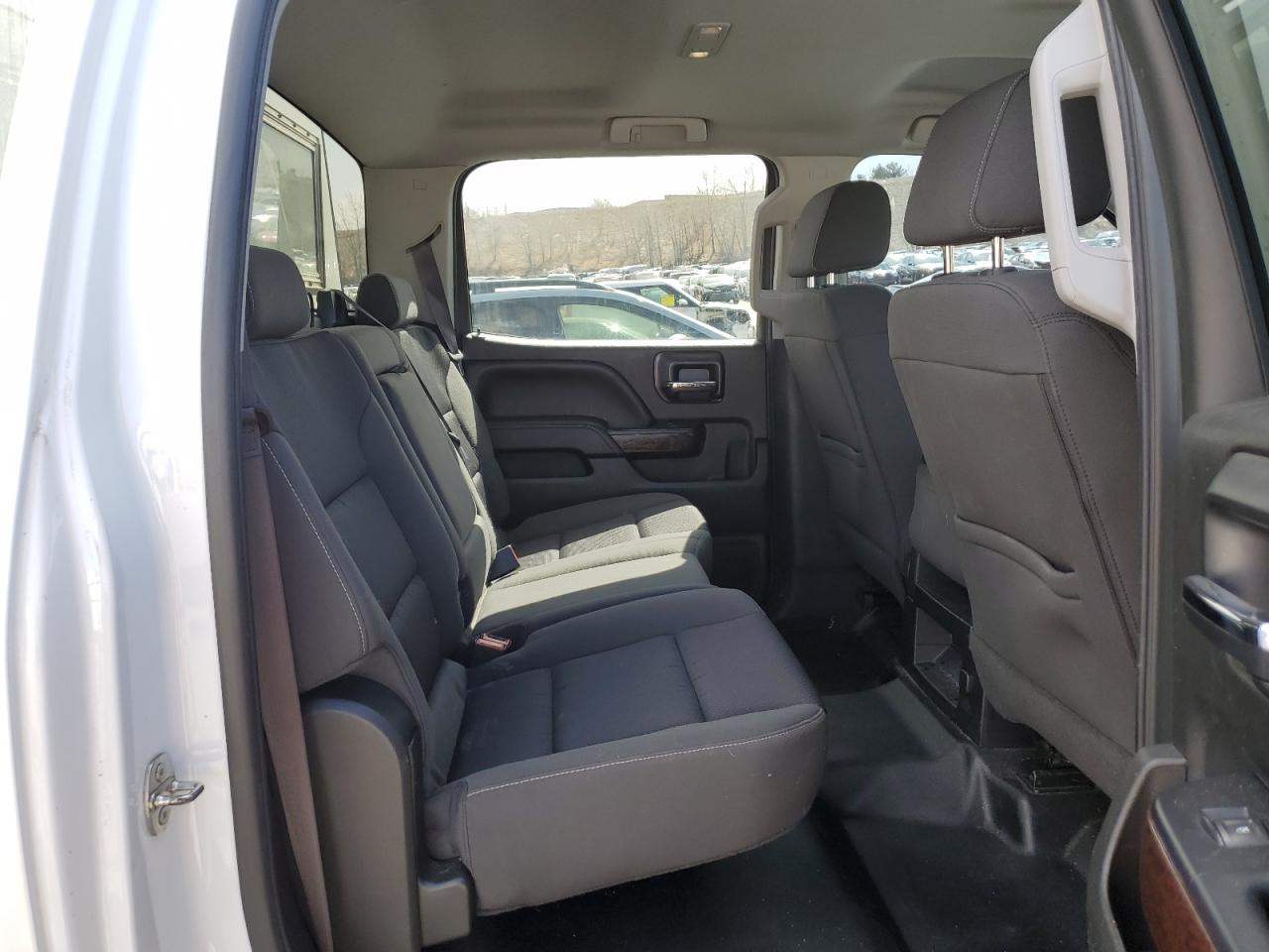 2016 GMC Sierra - Image 10