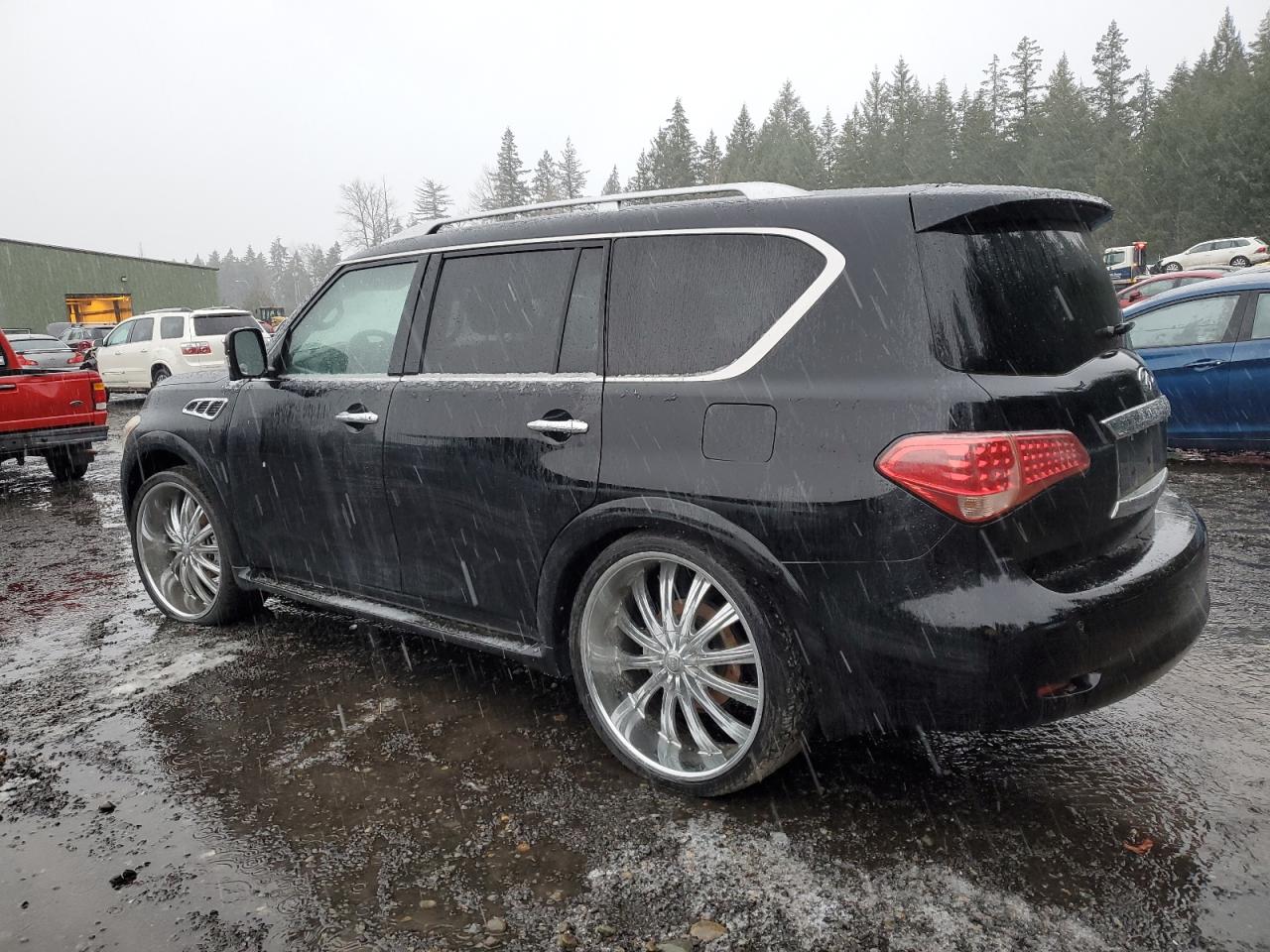 2011 Infiniti QX56 - Image 2