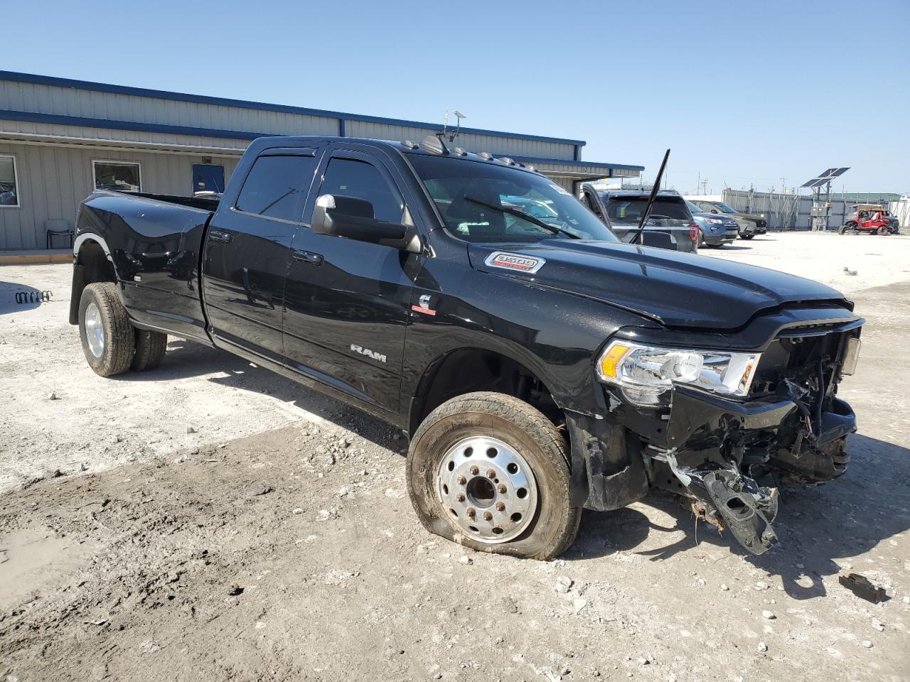 2020 RAM 3500 - Image 4