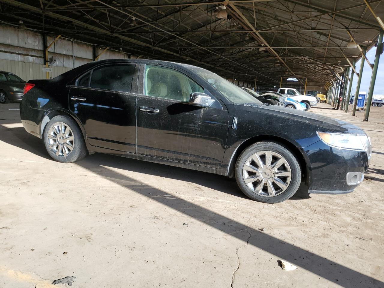 2012 Lincoln MKZ - Image 4
