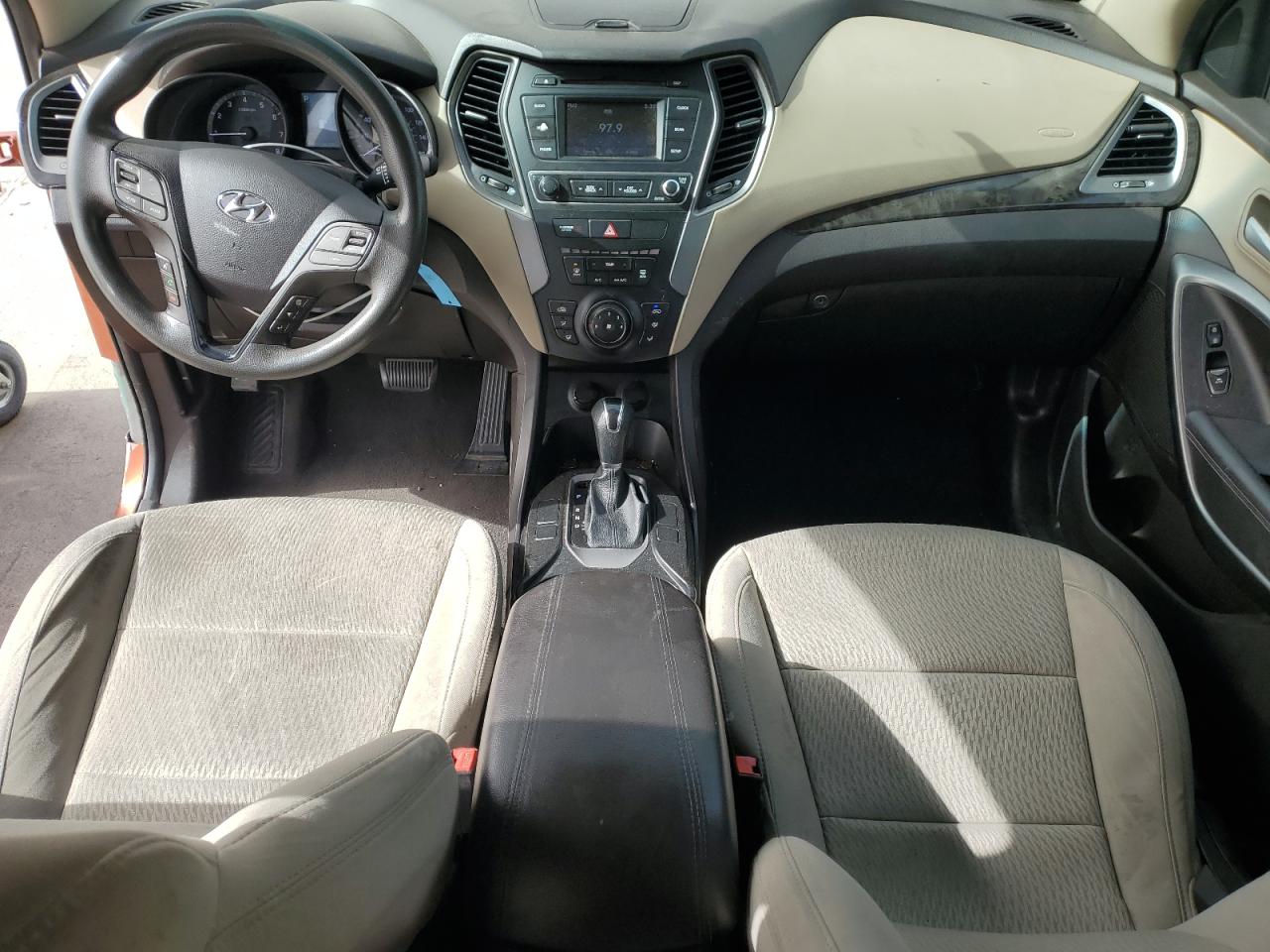 2017 Hyundai Santa Fe - Image 8