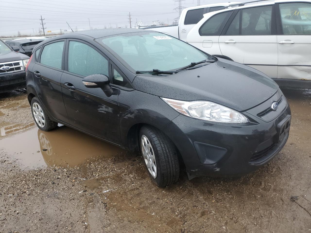2013 Ford Fiesta - Image 4