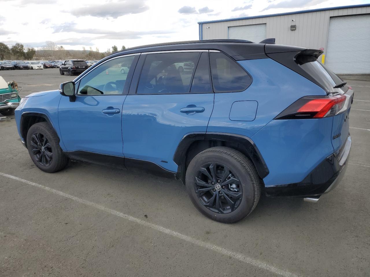 2024 Toyota RAV 4 - Image 2