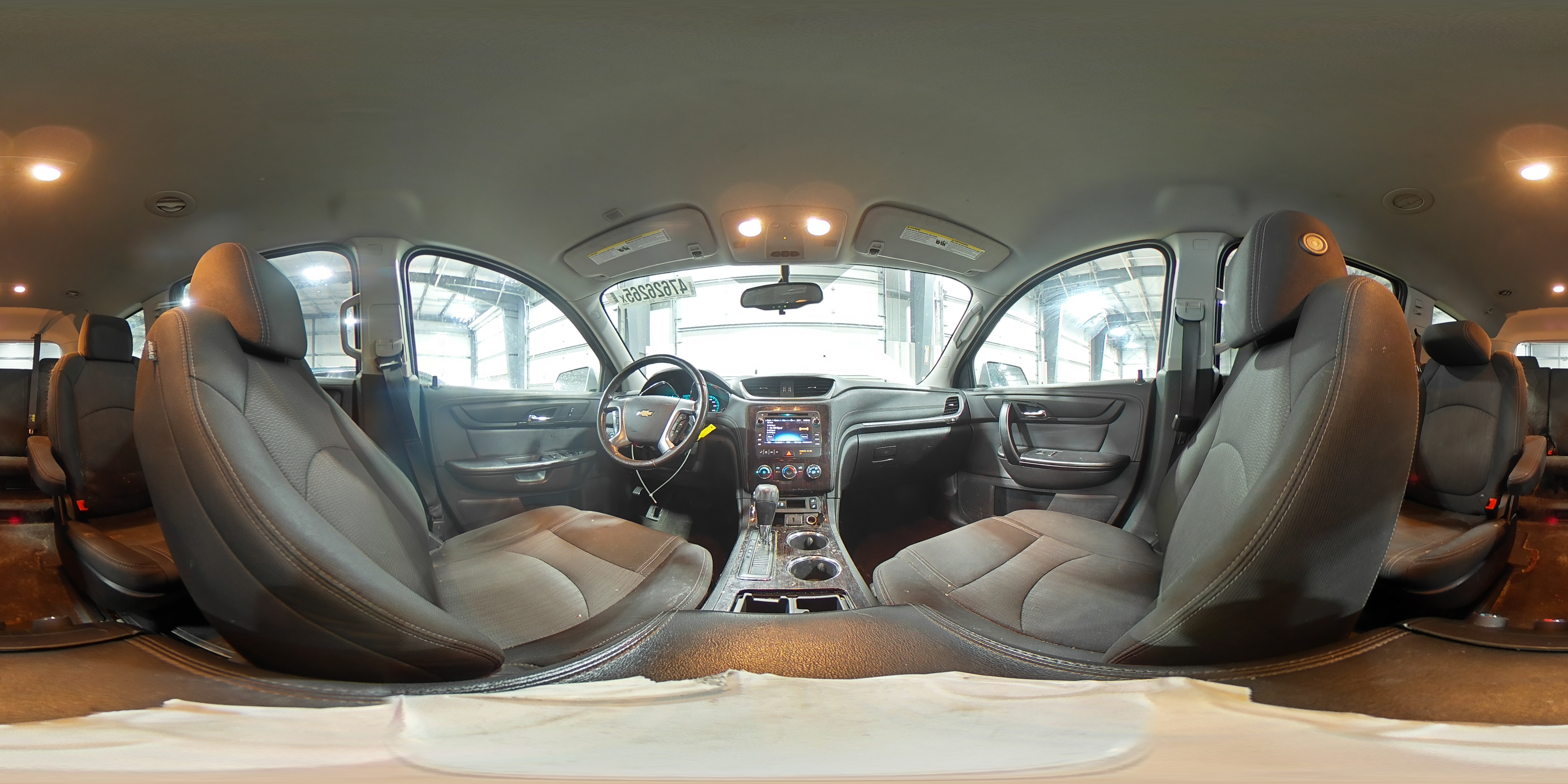 2017 Chevrolet Traverse - Image 15