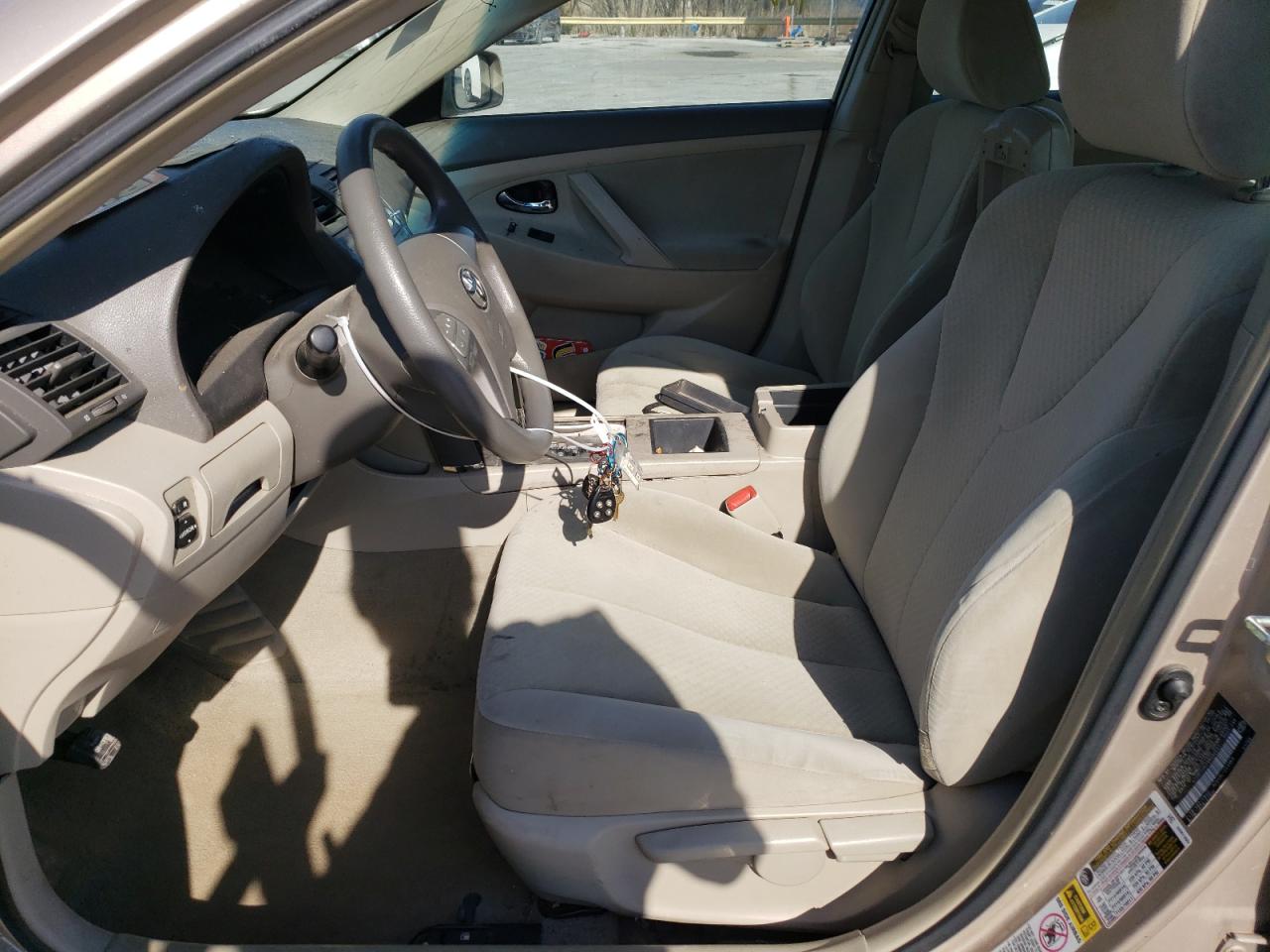 2009 Toyota Camry - Image 7