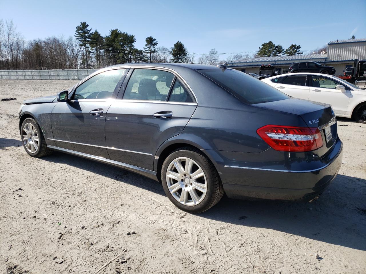 2013 Mercedes-Benz E-klasse - Image 2