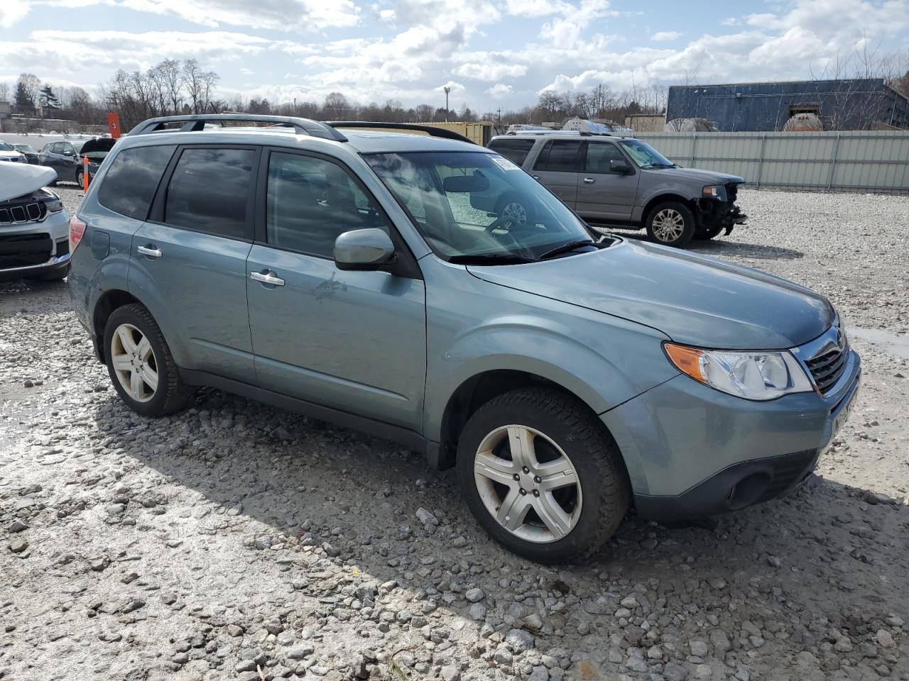 2009 Subaru Forester - Image 4