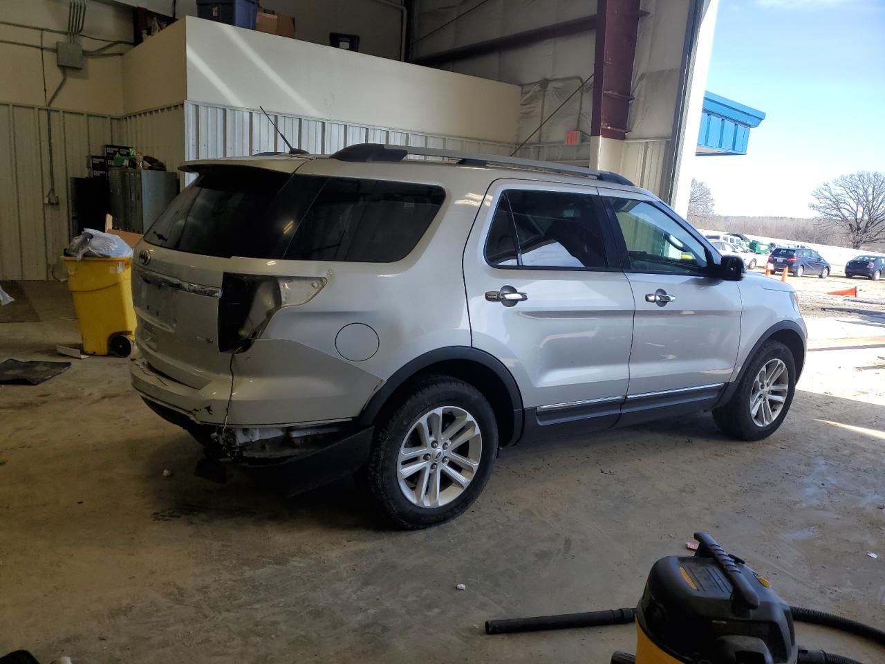 2014 Ford Explorer - Image 3