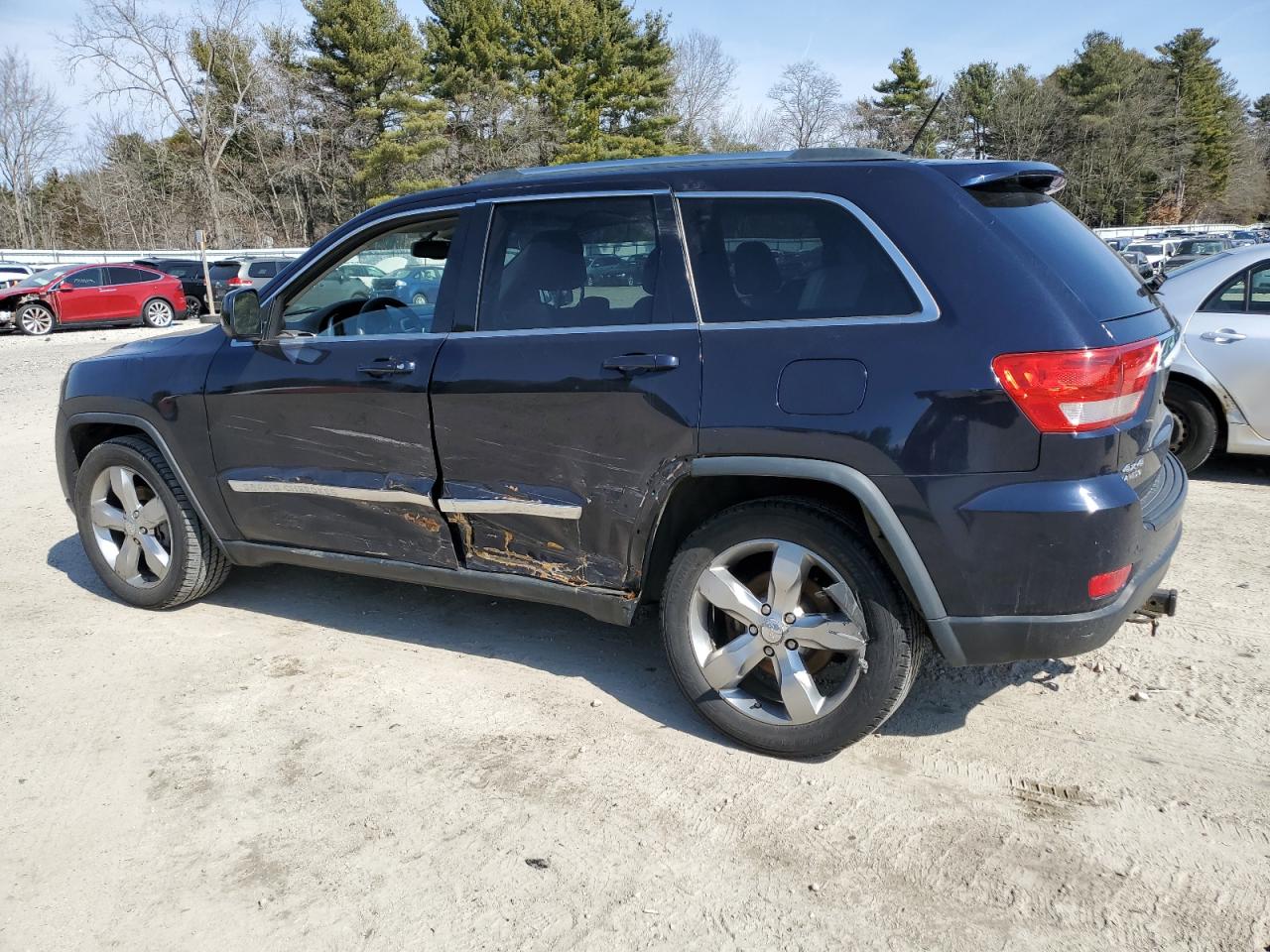 2011 Jeep Grand Cherokee - Image 2