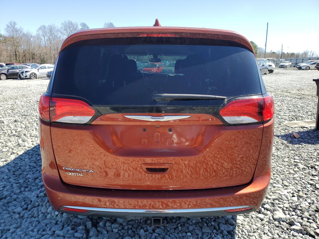 2018 Chrysler Pacifica - Image 6