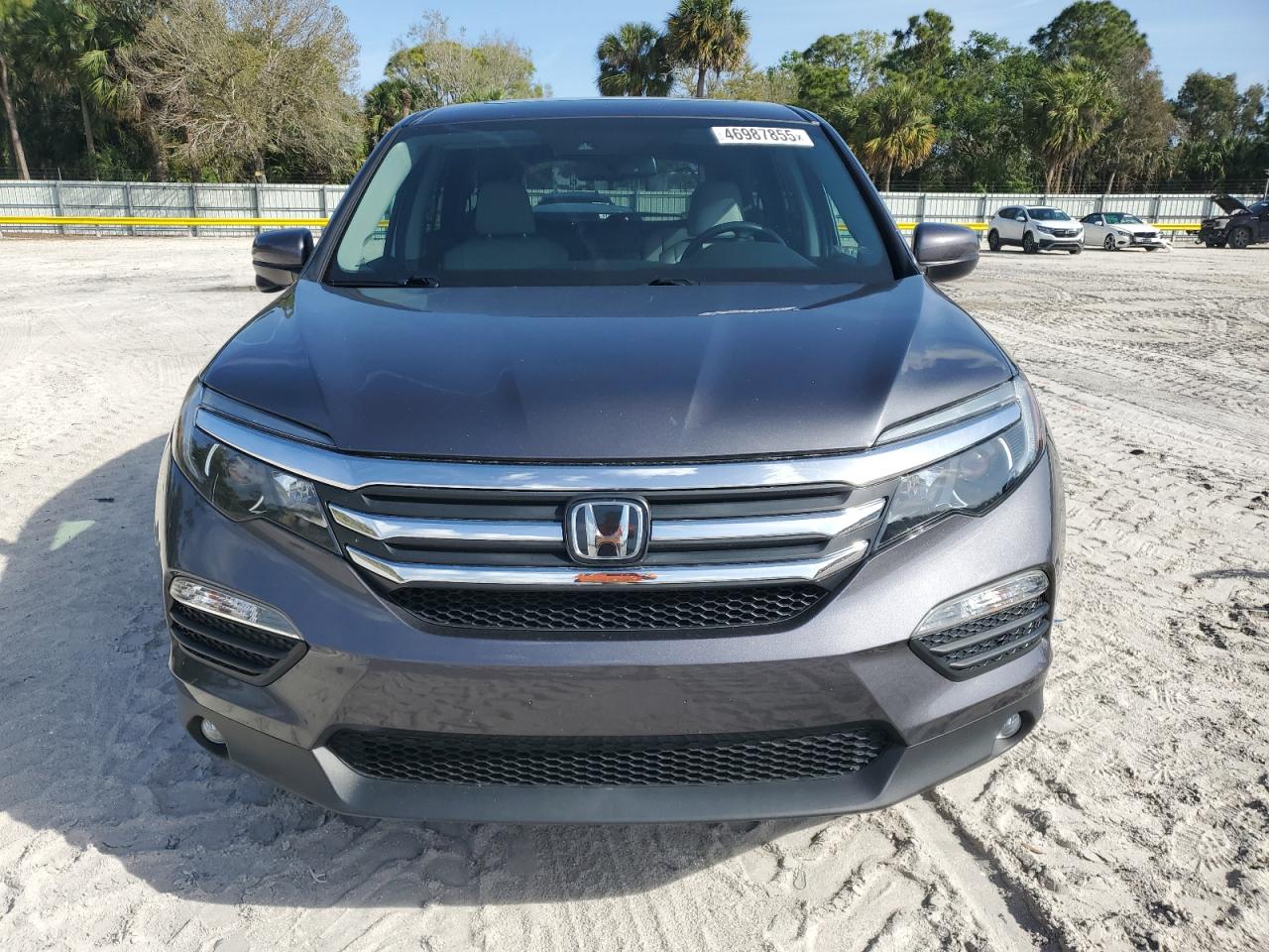 2017 Honda Pilot - Image 5