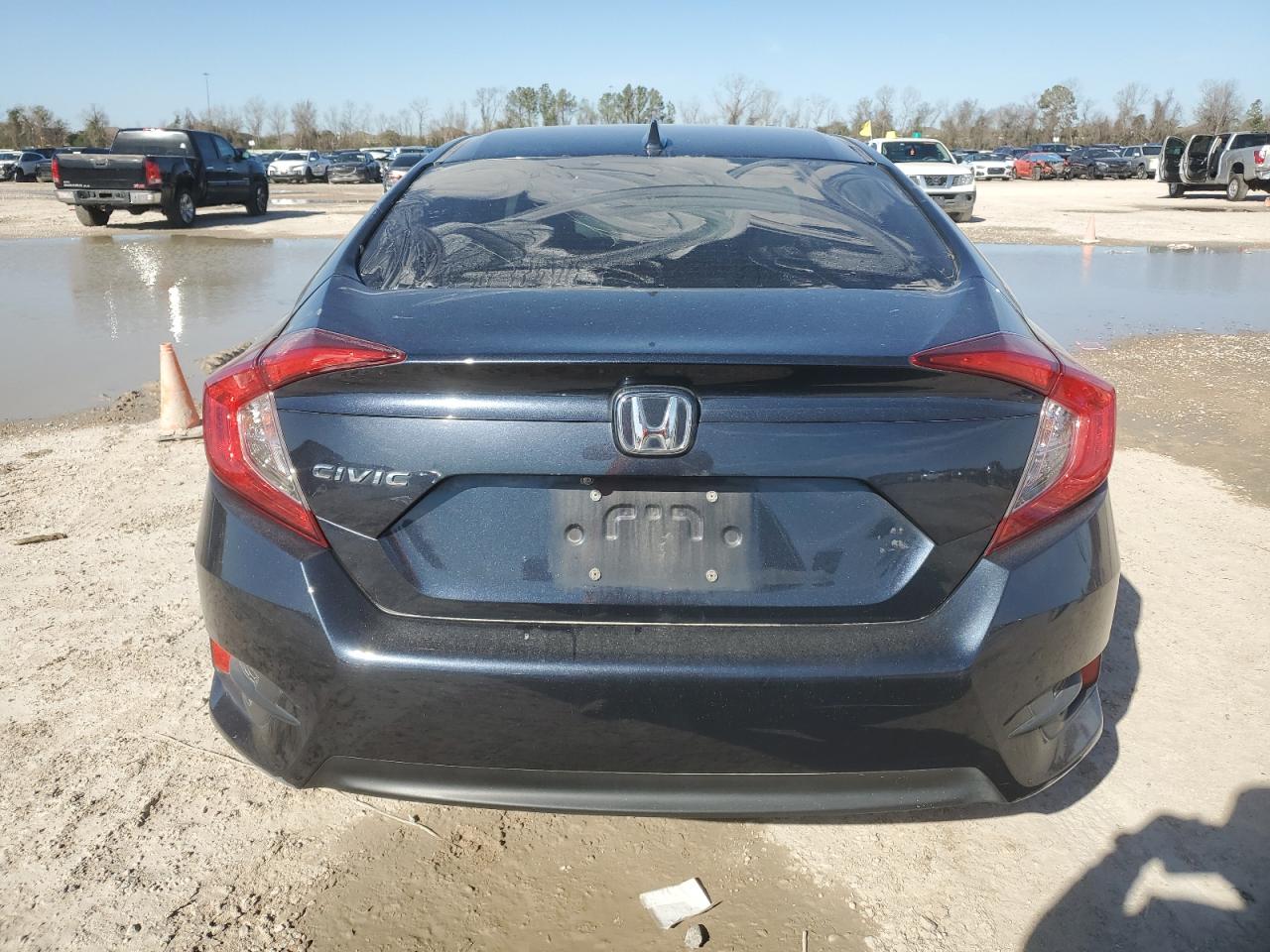 2018 Honda Civic - Image 6