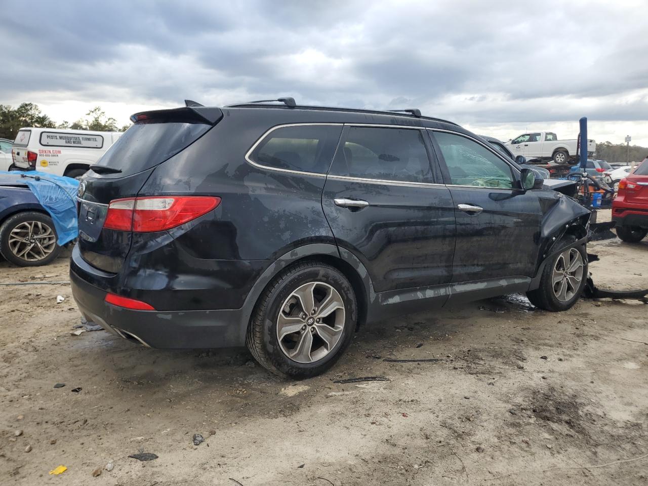 2013 Hyundai Santa Fe - Image 3