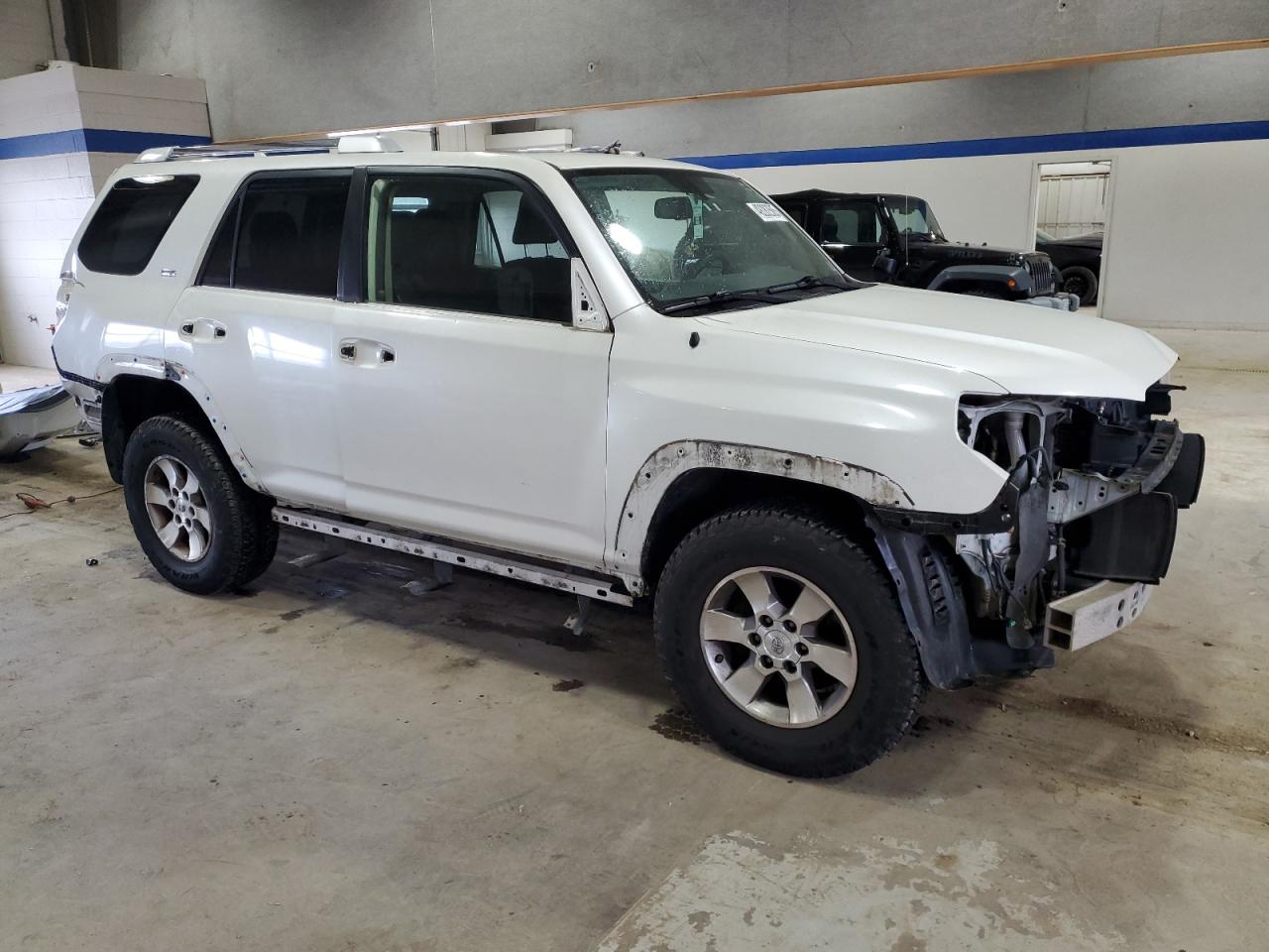 2013 Toyota 4Runner - Image 4
