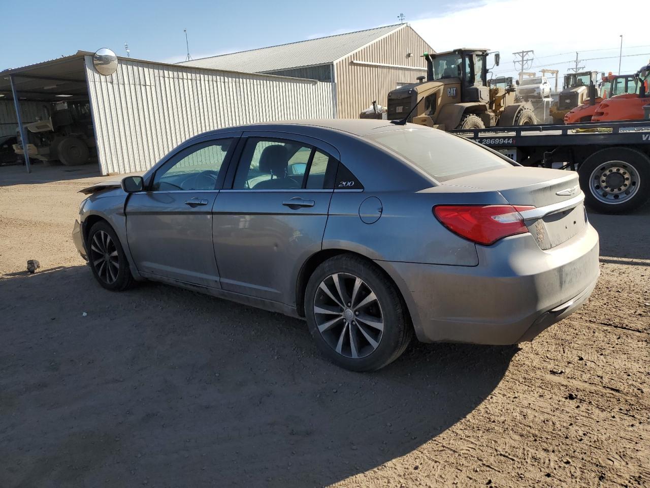 2013 Chrysler 200 - Image 2