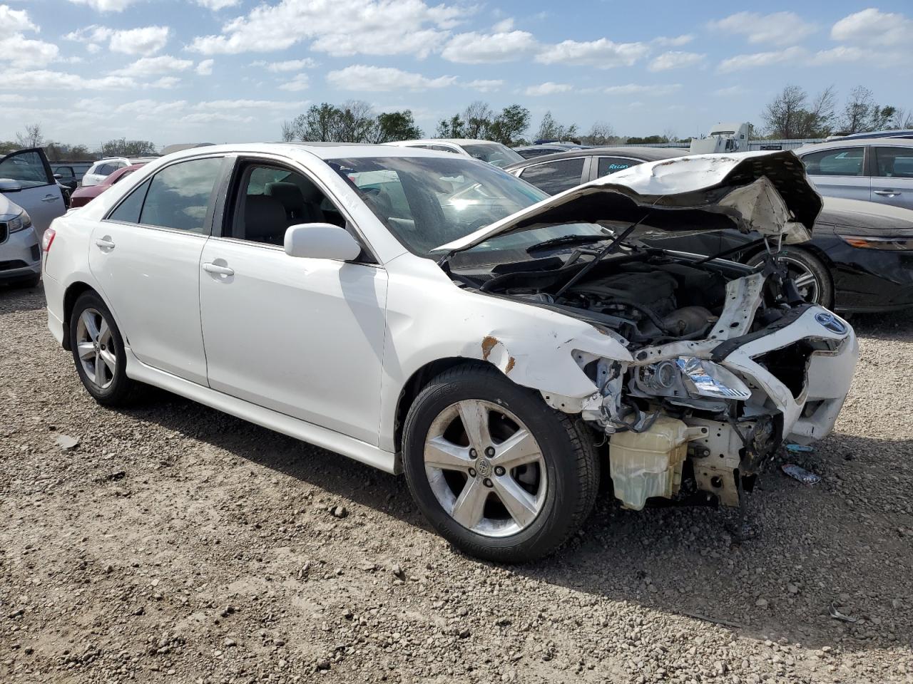 2011 Toyota Camry - Image 4