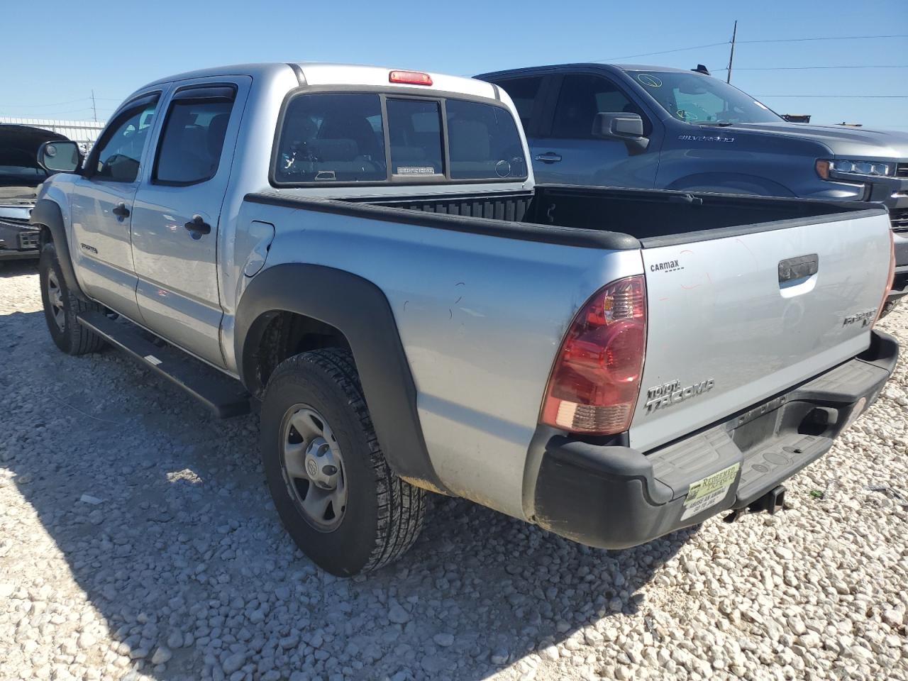 2013 Toyota Tacoma - Image 2