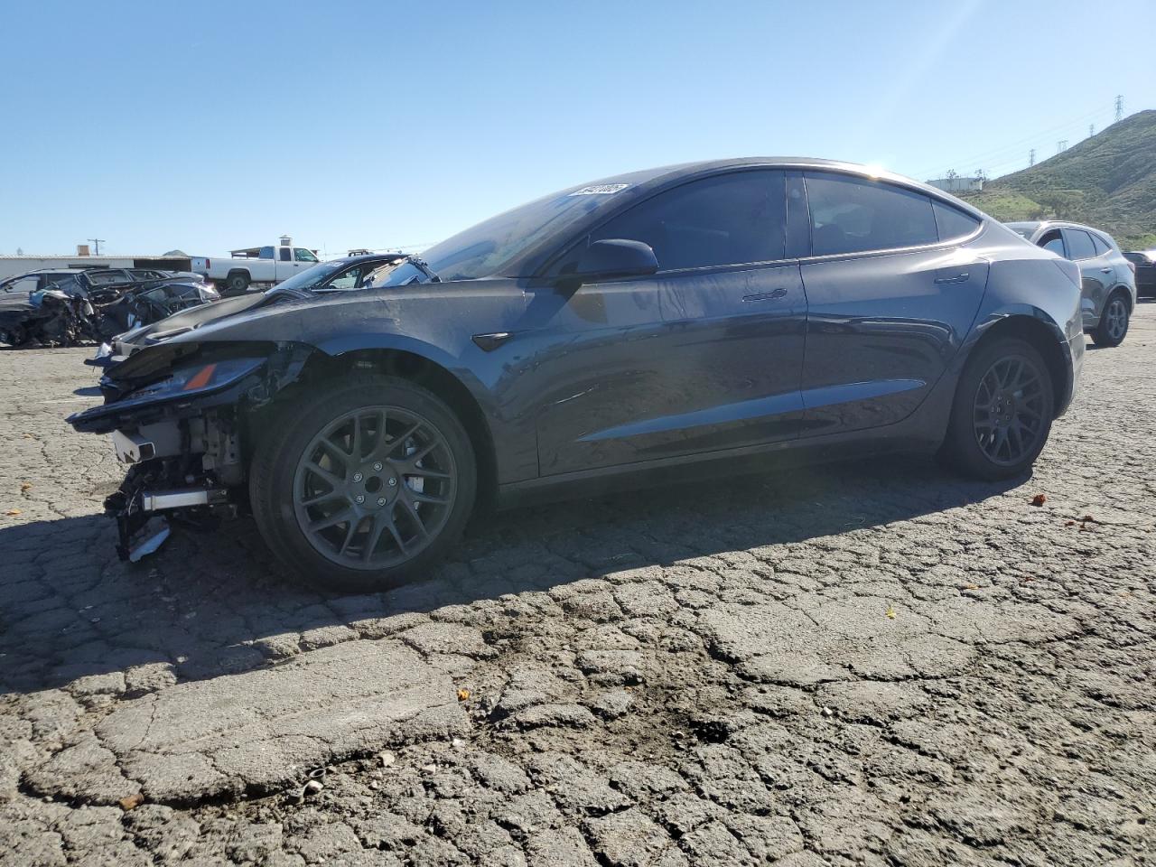 2025 Tesla Model 3 na sprzedaż w Colton, CA - Front End