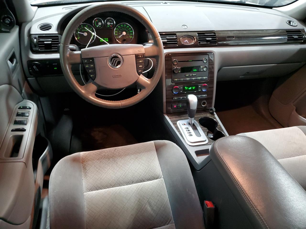 2005 Mercury Montego - Image 8