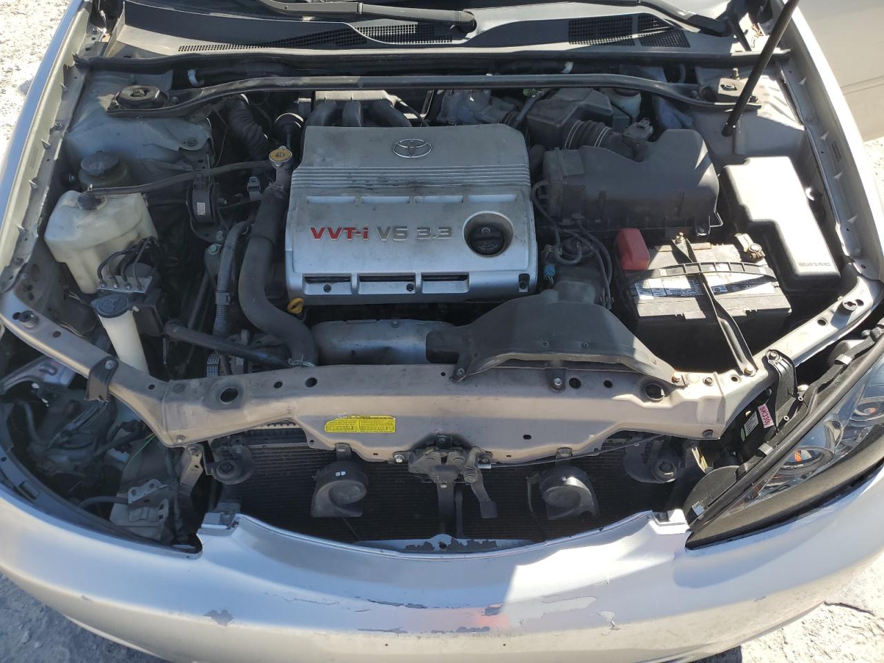 2005 Toyota Camry - Image 12