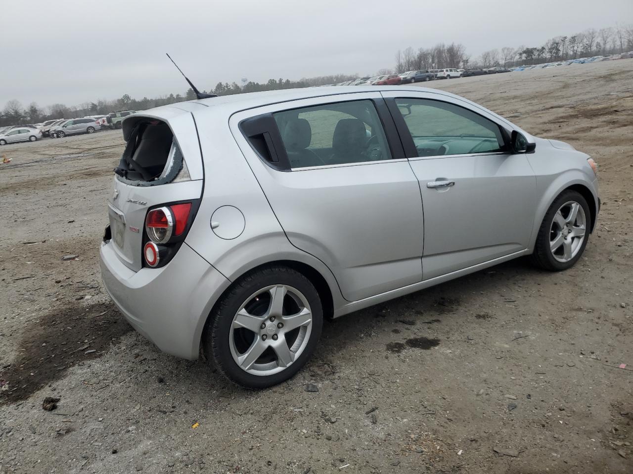 2014 Chevrolet Sonic - Image 3