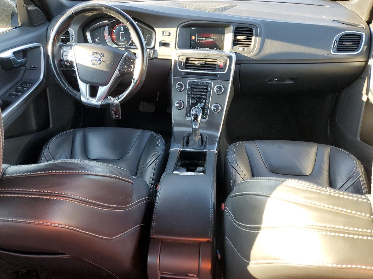 2015 Volvo S60 Platinum VIN: YV149MFM2F2353128 Lot: 48517635